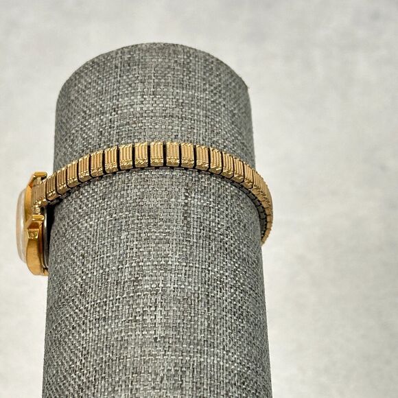 VTG Timex Watch Womens 21mm Square Manual Wind Gold Tone Expansion Band Working - Picture 6 of 12